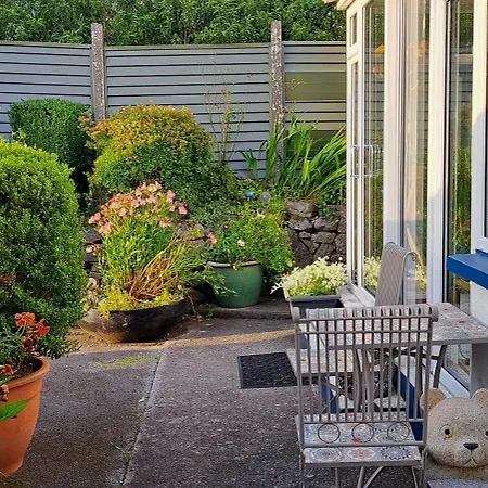 Bearstone House 홈스테이 *